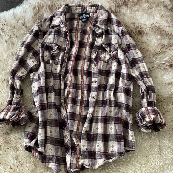 Flannels - Picture 5 of 6
